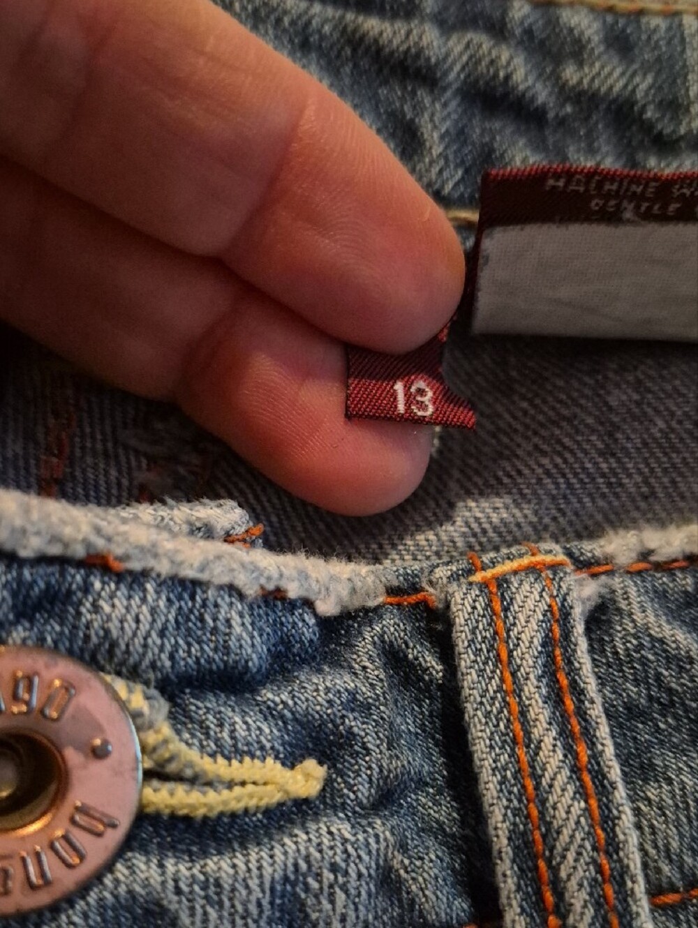 BONGO Light Wash Denim Jeans with Butterfly Embroidery Pockets 13 - Picture 4 of 9